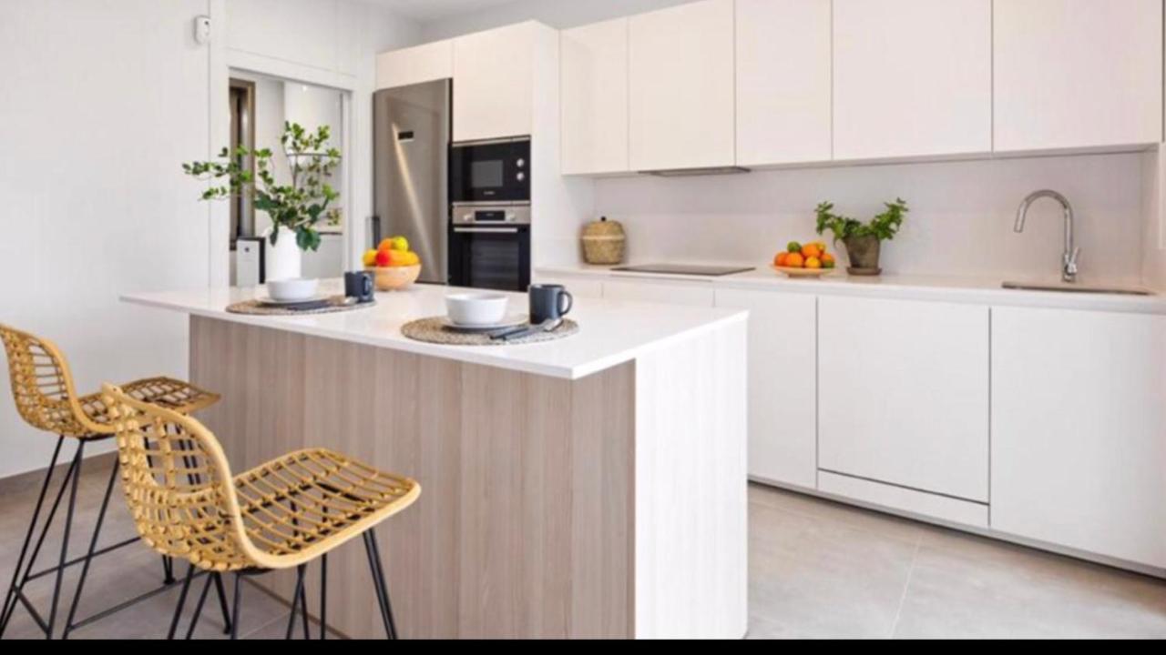 Golf Tenerife South XX Wheel Accessible Shower XX Free Wifi XX Private Pool 30 Degrees XX Two Terraces 30M2X60M2 Xxfree Parking XX Mountain View XX Flatscreen 65 Inch XX San Miguel de Abona Exterior photo